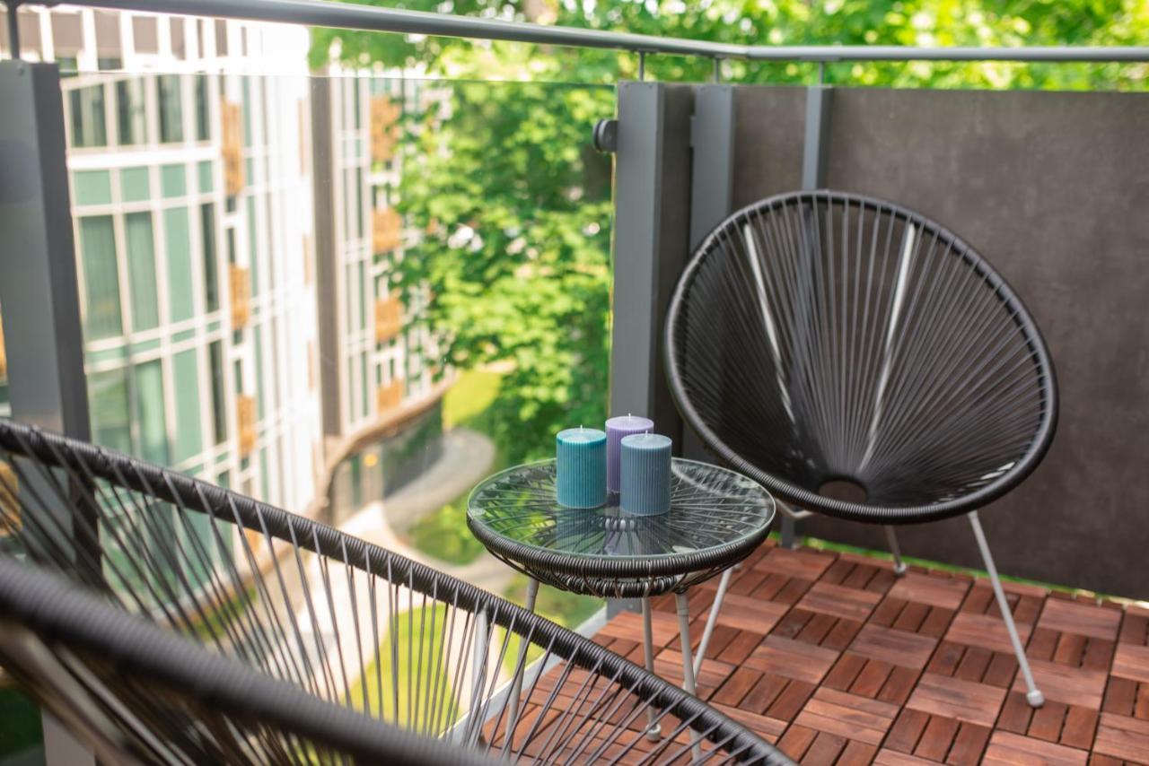 2 Bedroom Apt, 2 Garage Spots & Balconies, Self Check-In, By Cohost Druskininkai Extérieur photo