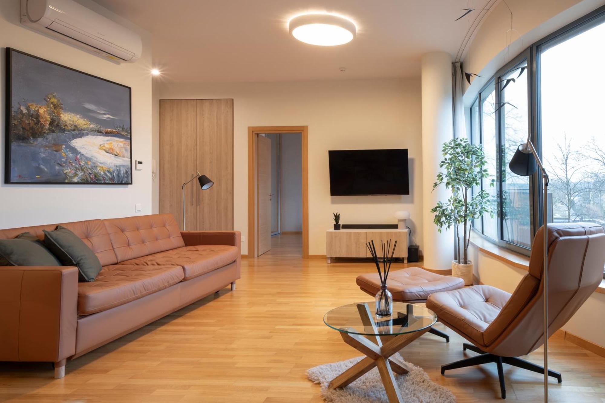 2 Bedroom Apt, 2 Garage Spots & Balconies, Self Check-In, By Cohost Druskininkai Extérieur photo
