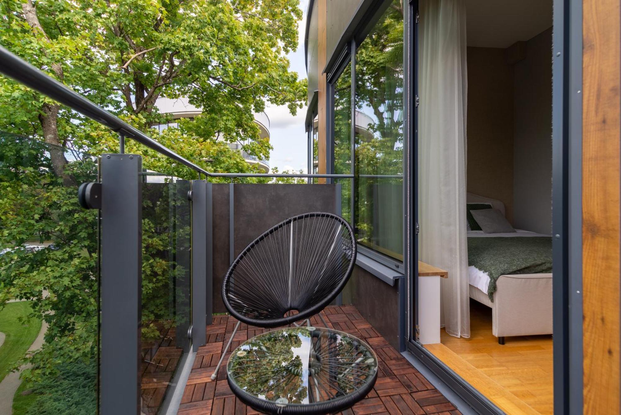 2 Bedroom Apt, 2 Garage Spots & Balconies, Self Check-In, By Cohost Druskininkai Extérieur photo