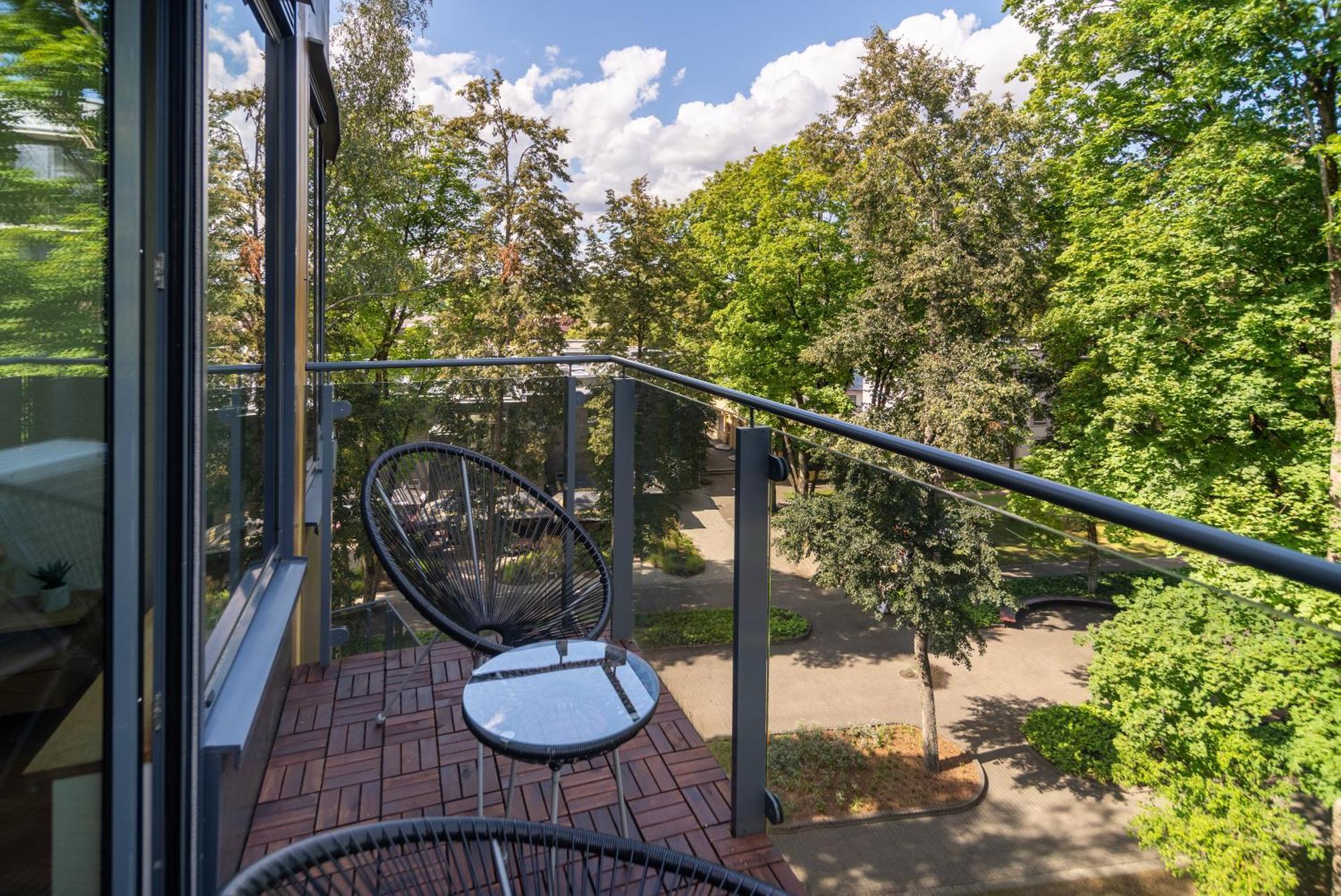 2 Bedroom Apt, 2 Garage Spots & Balconies, Self Check-In, By Cohost Druskininkai Extérieur photo